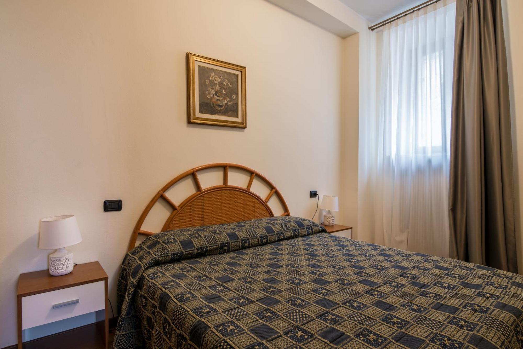Hotel Porta Del Sole 소리아노델라고 외부 사진